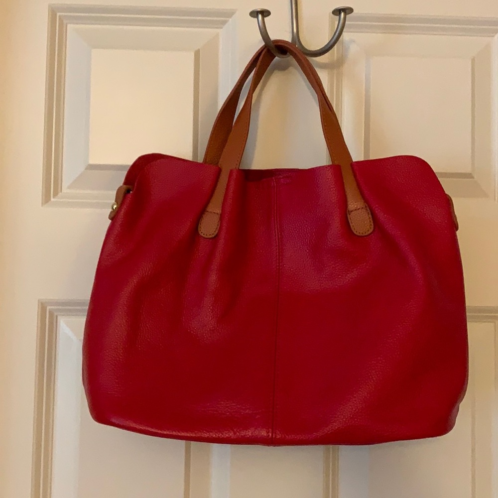 Noadt handbag. Red with tan straps. Inner bag. New